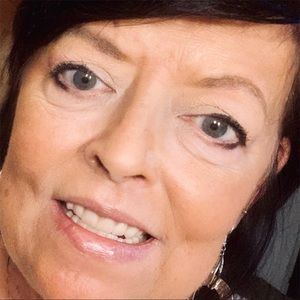 Meet your Posher, Debra